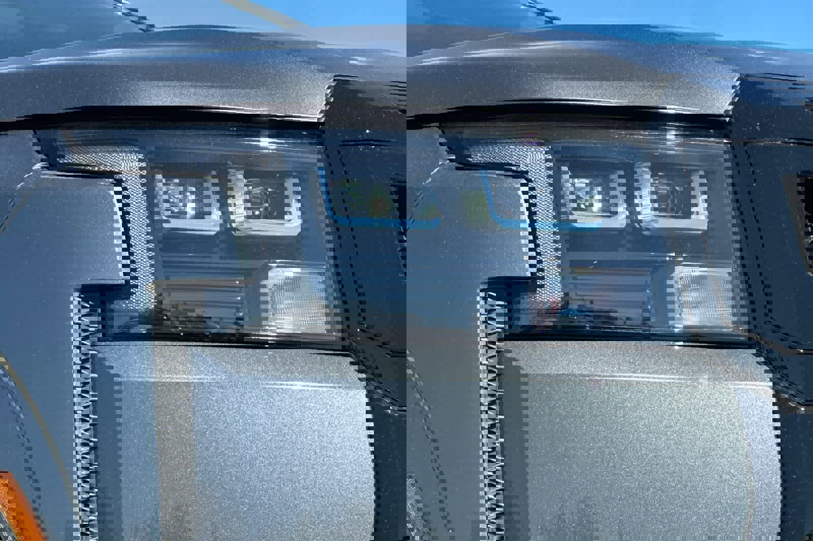 New 2026 Nissan Frontier SV image 29