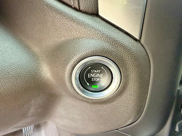 Used 2021 Chevrolet Silverado 1500 LTZ w/ LTZ Premium Package AWD/4WD image 28