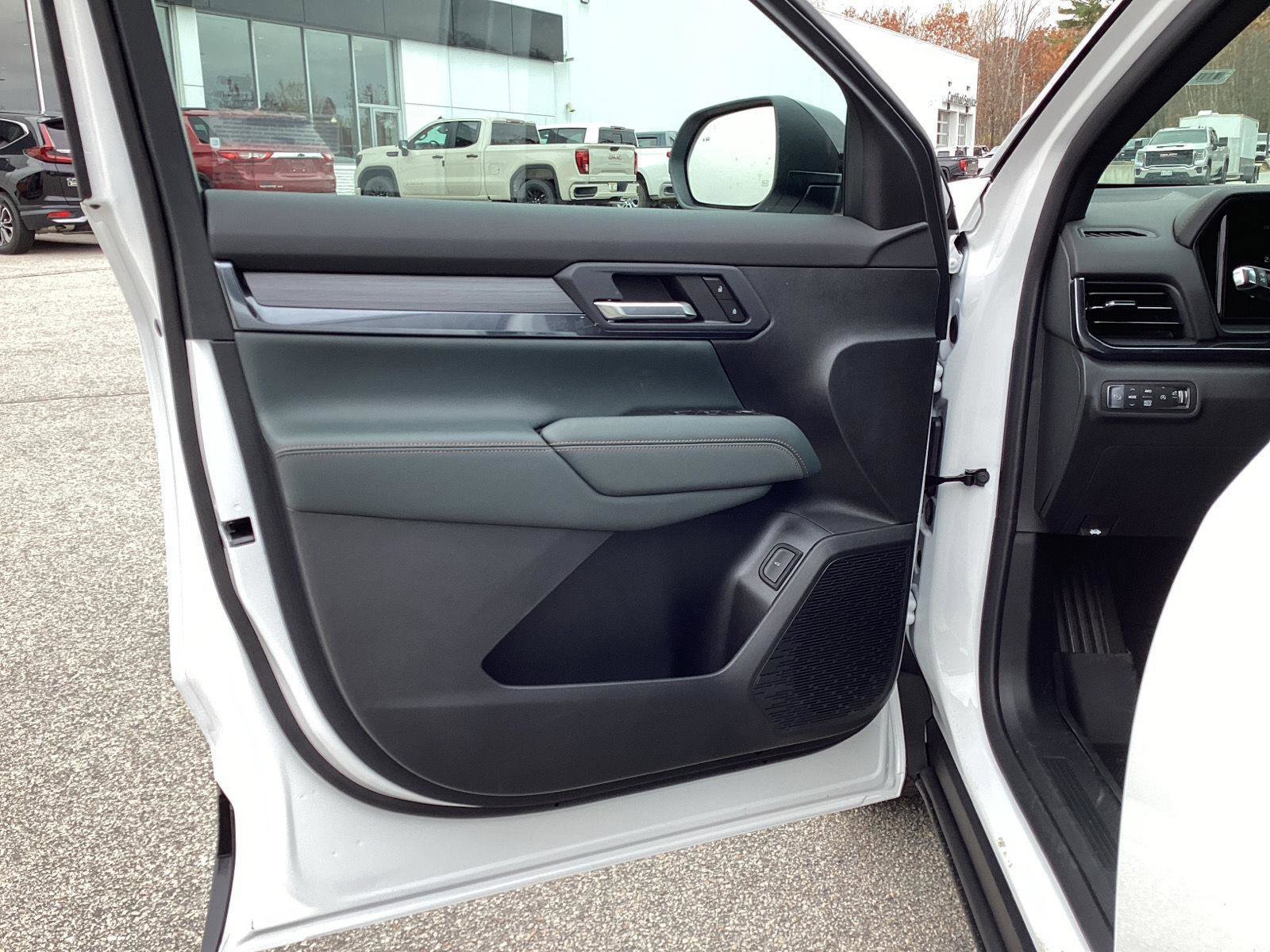 New 2026 GMC Terrain AT4 w/ LPO, Floor Liner Package AWD/4WD image 13