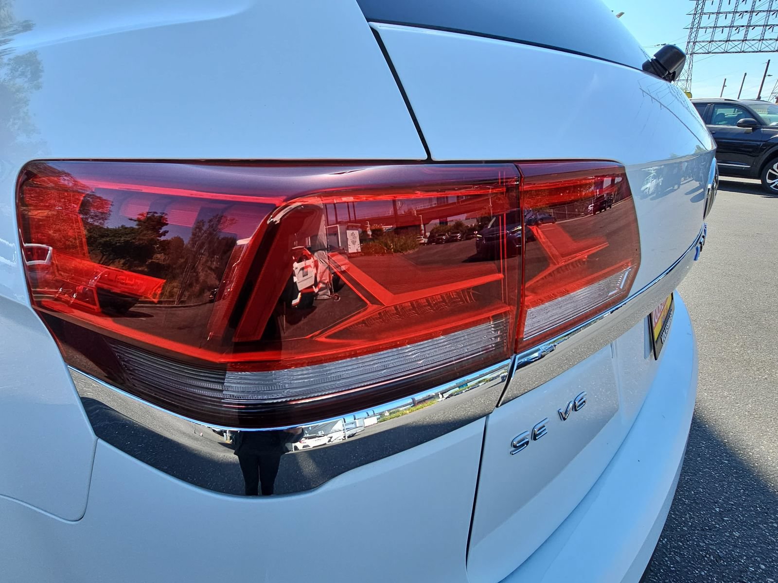 Used 2023 Volkswagen Atlas SE FWD image 35