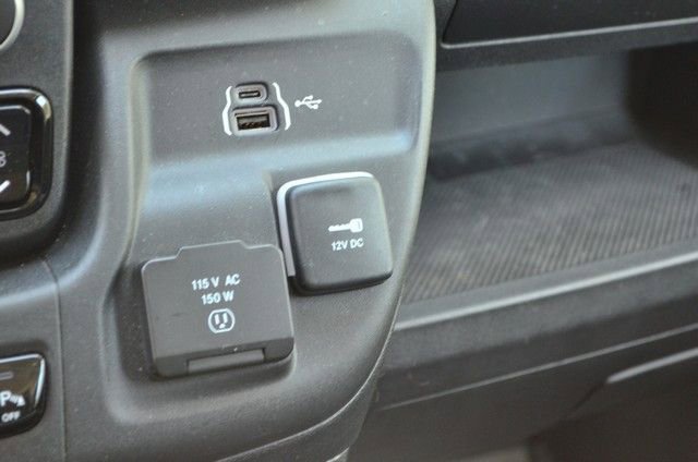Used 2024 RAM ProMaster 2500 w/ Quick Order Package 22G SLT FWD image 30
