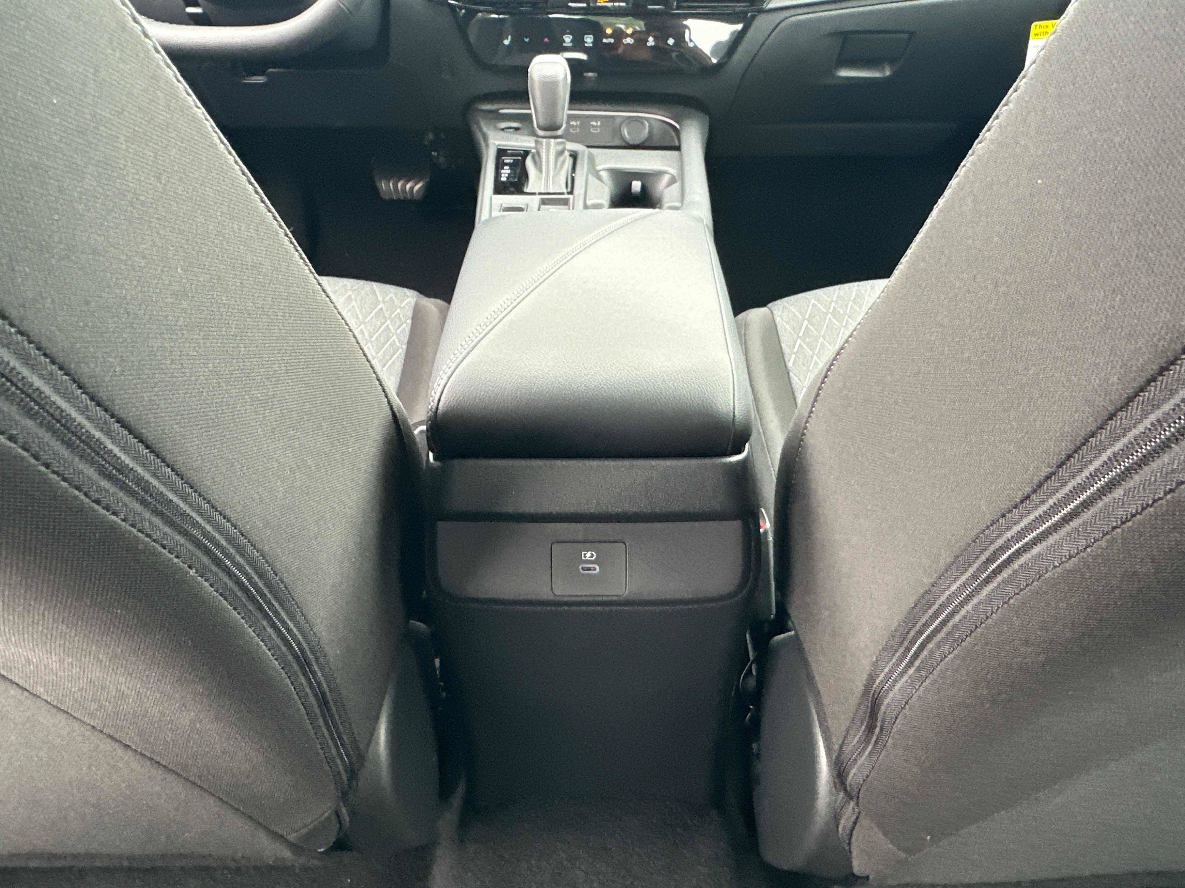 New 2026 Nissan Sentra SV w/ SV Convenience Package FWD image 26