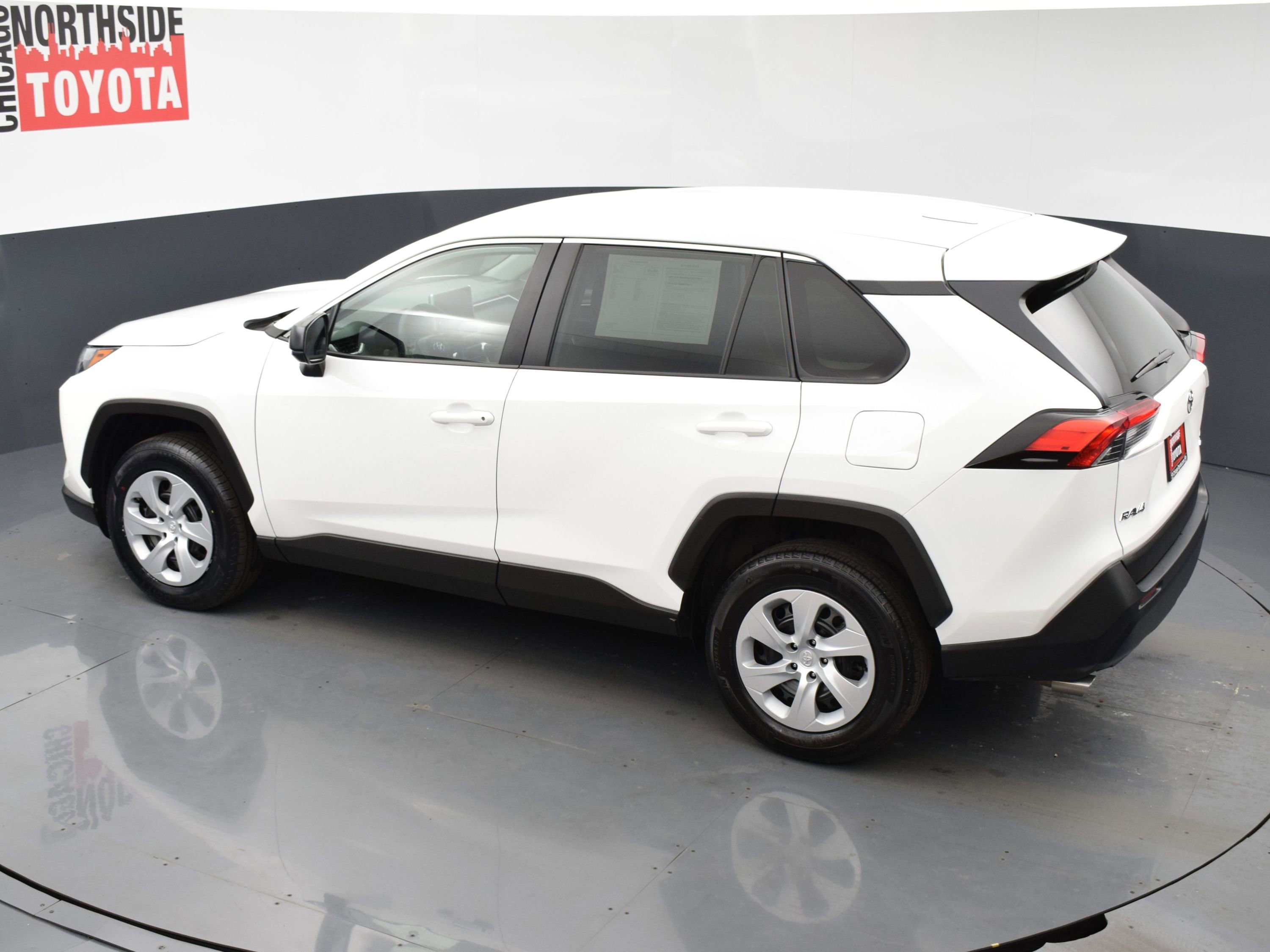 Used 2024 Toyota RAV4 LE image 18