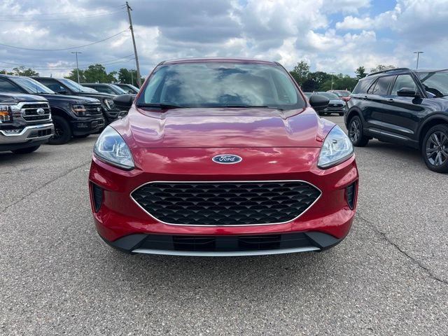 Certified 2022 Ford Escape SE w/ Convenience Package AWD/4WD image 2