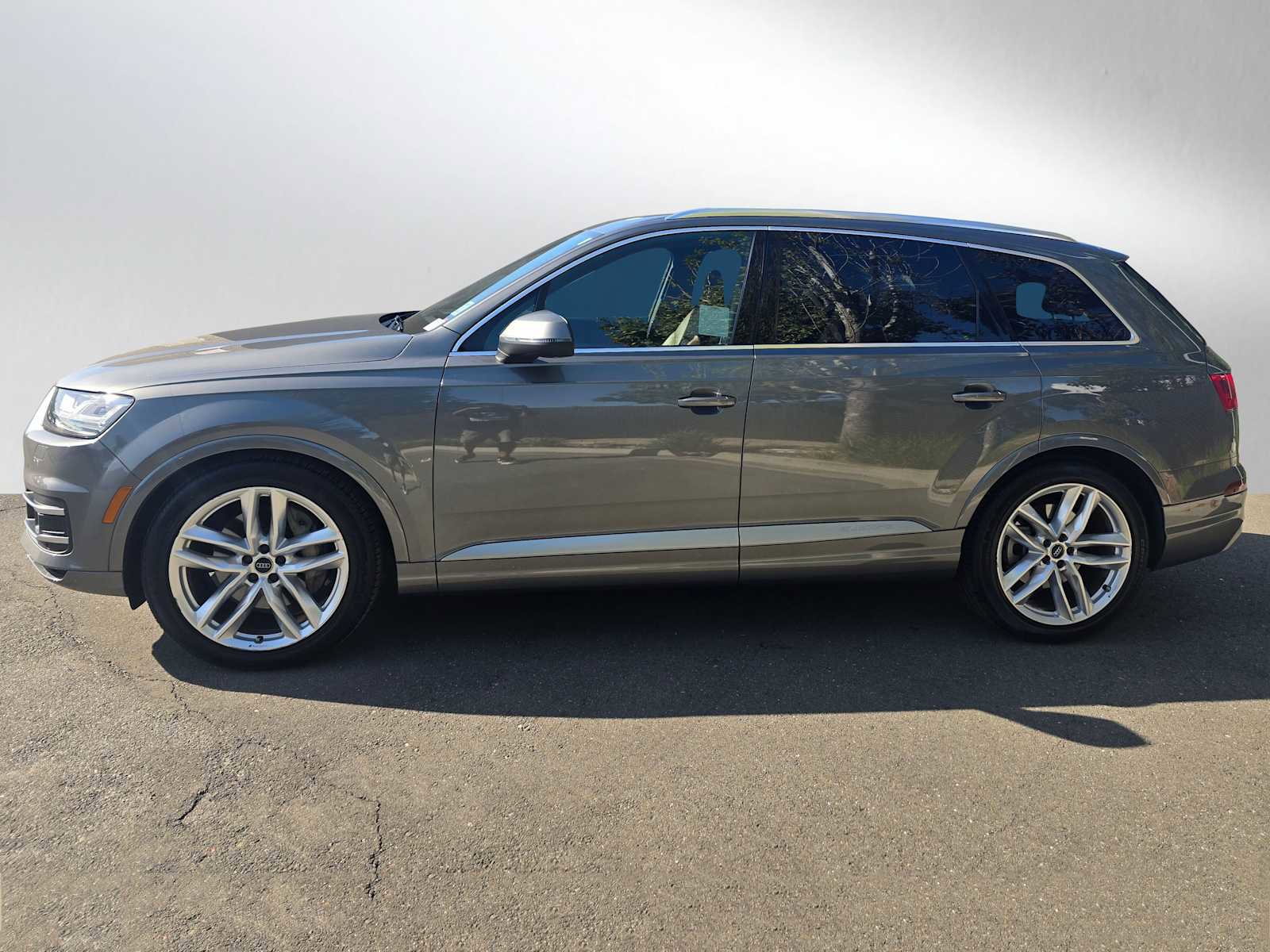 Used 2018 Audi Q7 3.0T Prestige image 6