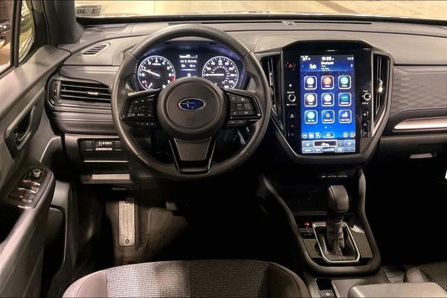 Used 2025 Subaru Forester Premium image 5