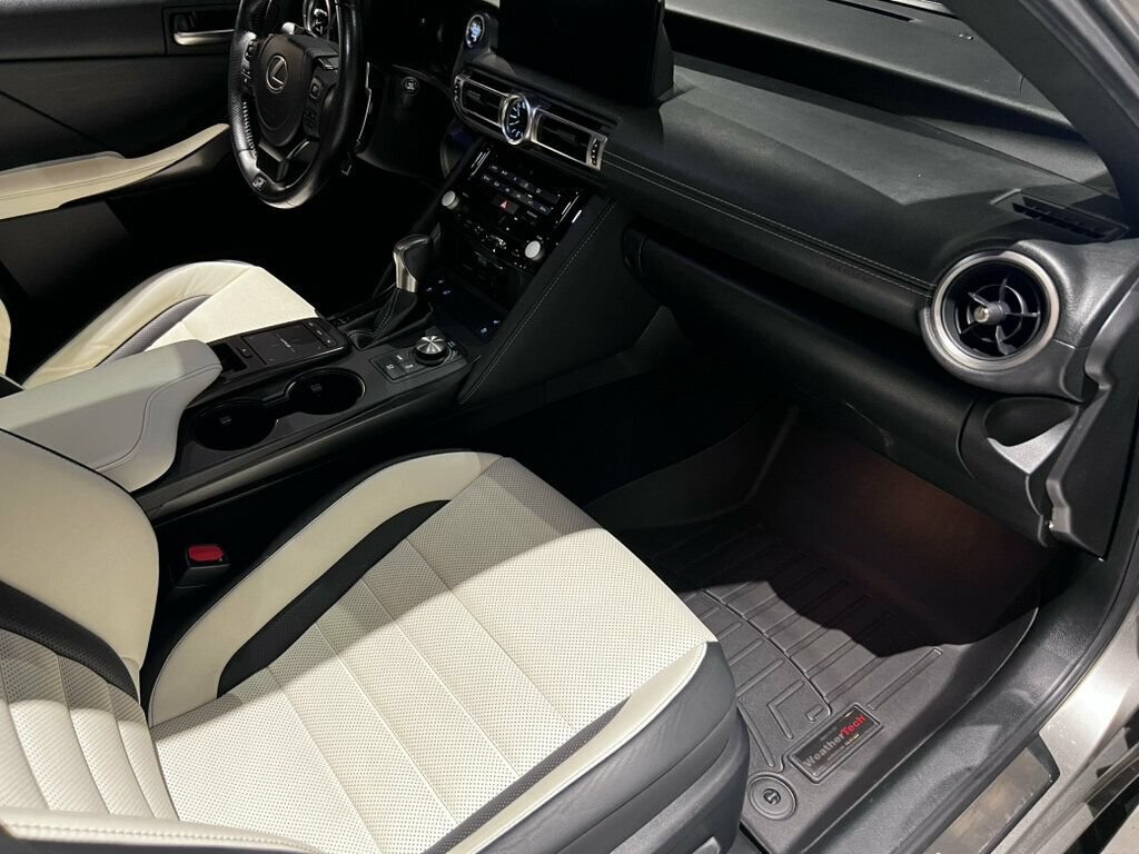 Used 2021 Lexus IS 350 F Sport RWD image 21