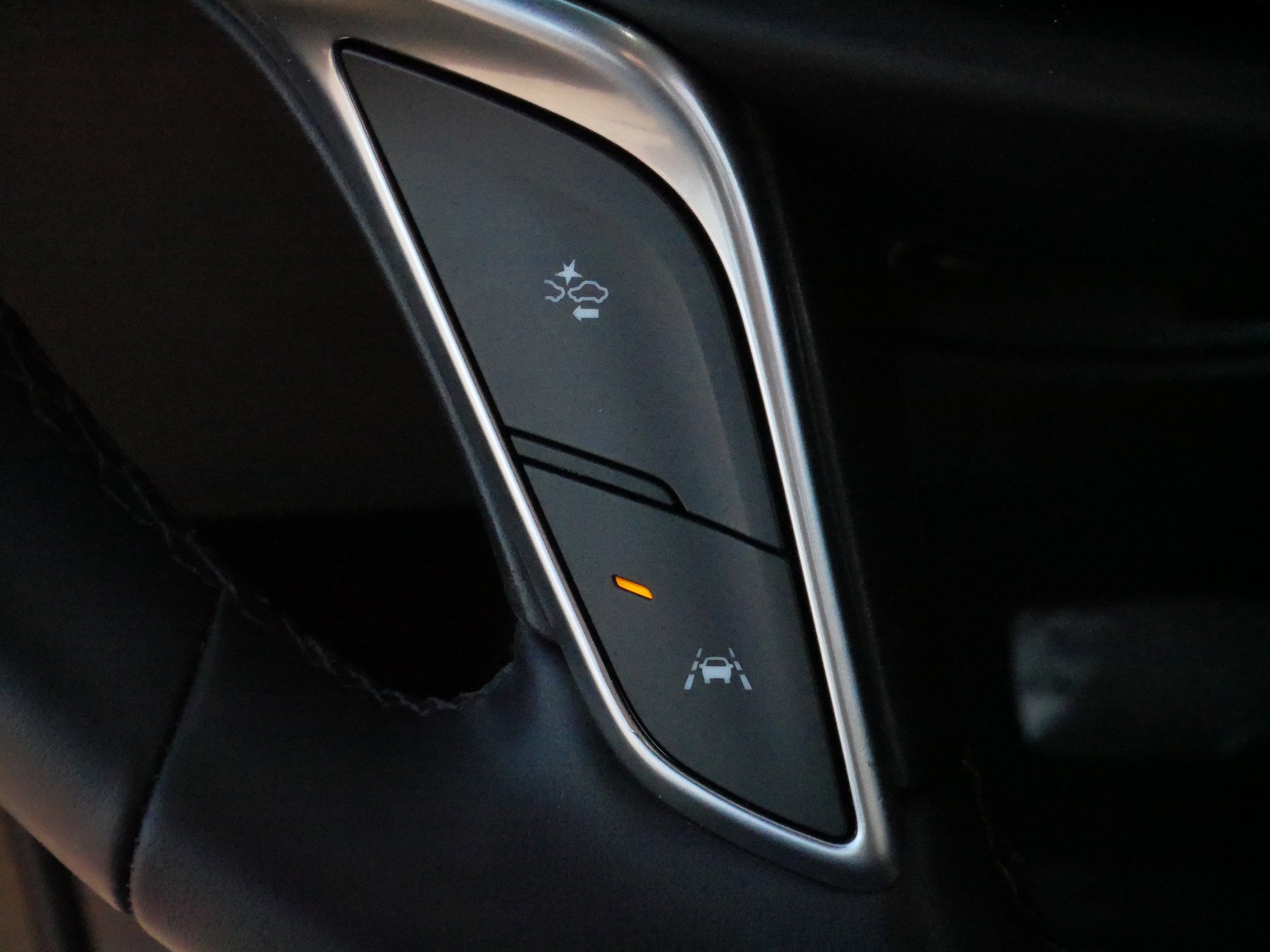 Certified 2024 Cadillac XT5 Luxury image 25