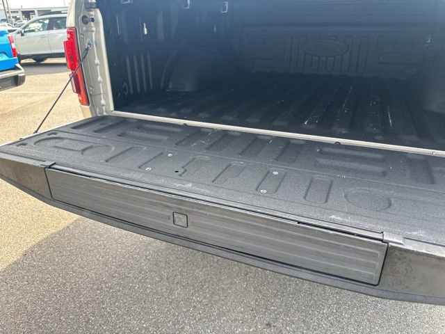 Used 2017 Ford F150 Platinum w/ Equipment Group 701A Luxury image 24