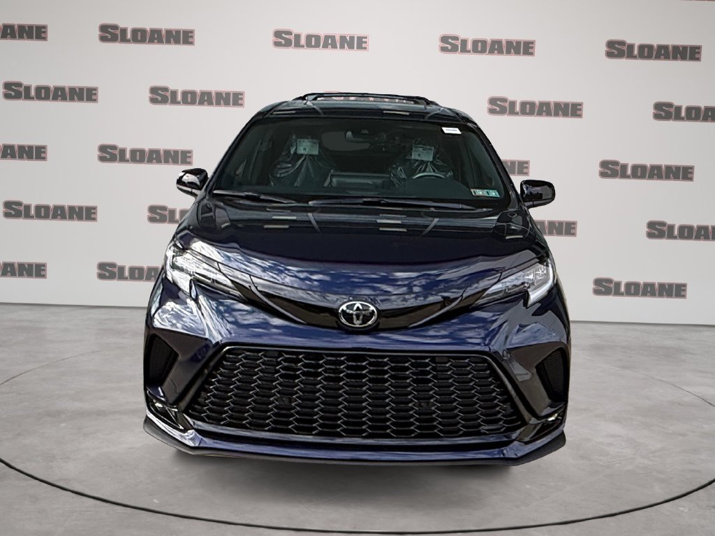New 2026 Toyota Sienna XSE AWD/4WD image 8