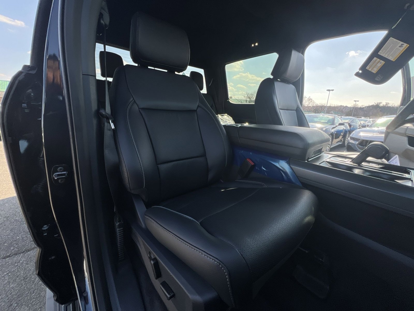 New 2026 Ford F150 Lariat w/ Equipment Group 501A Mid image 26