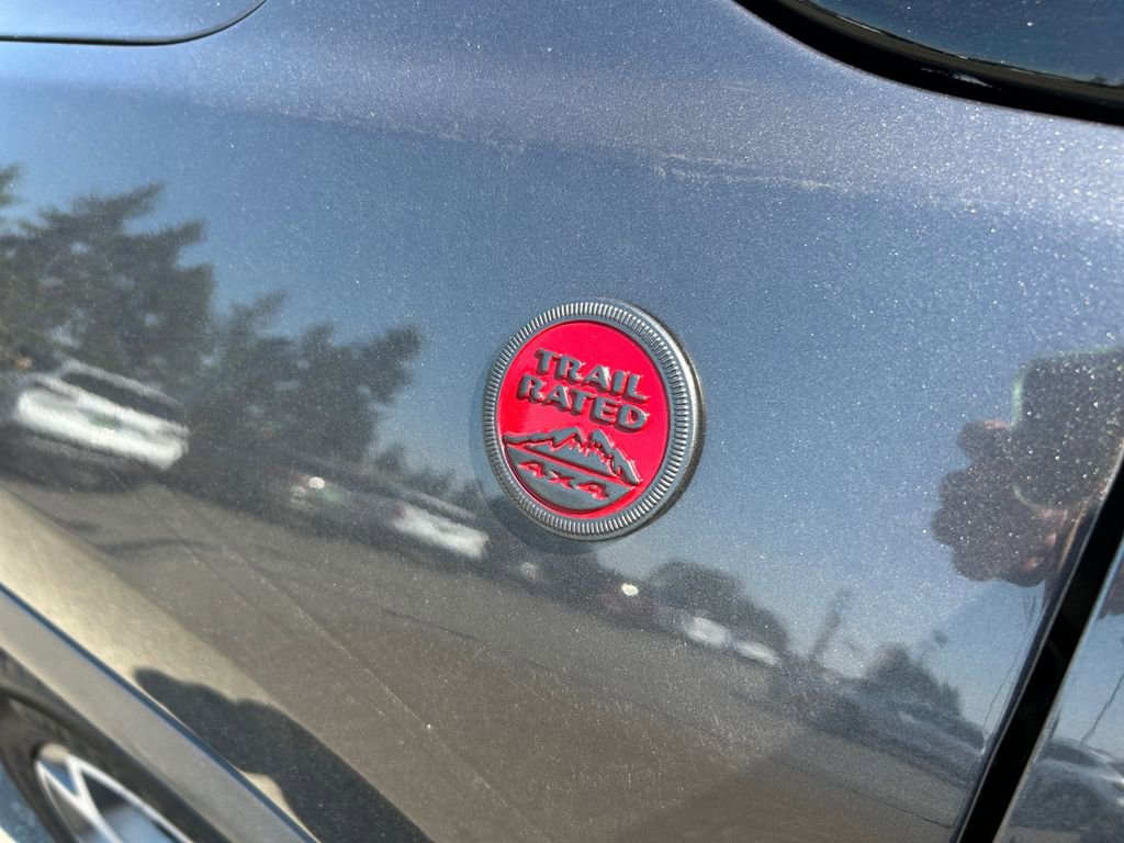 Used 2022 Jeep Compass Trailhawk w/ Trailhawk Elite Group image 32