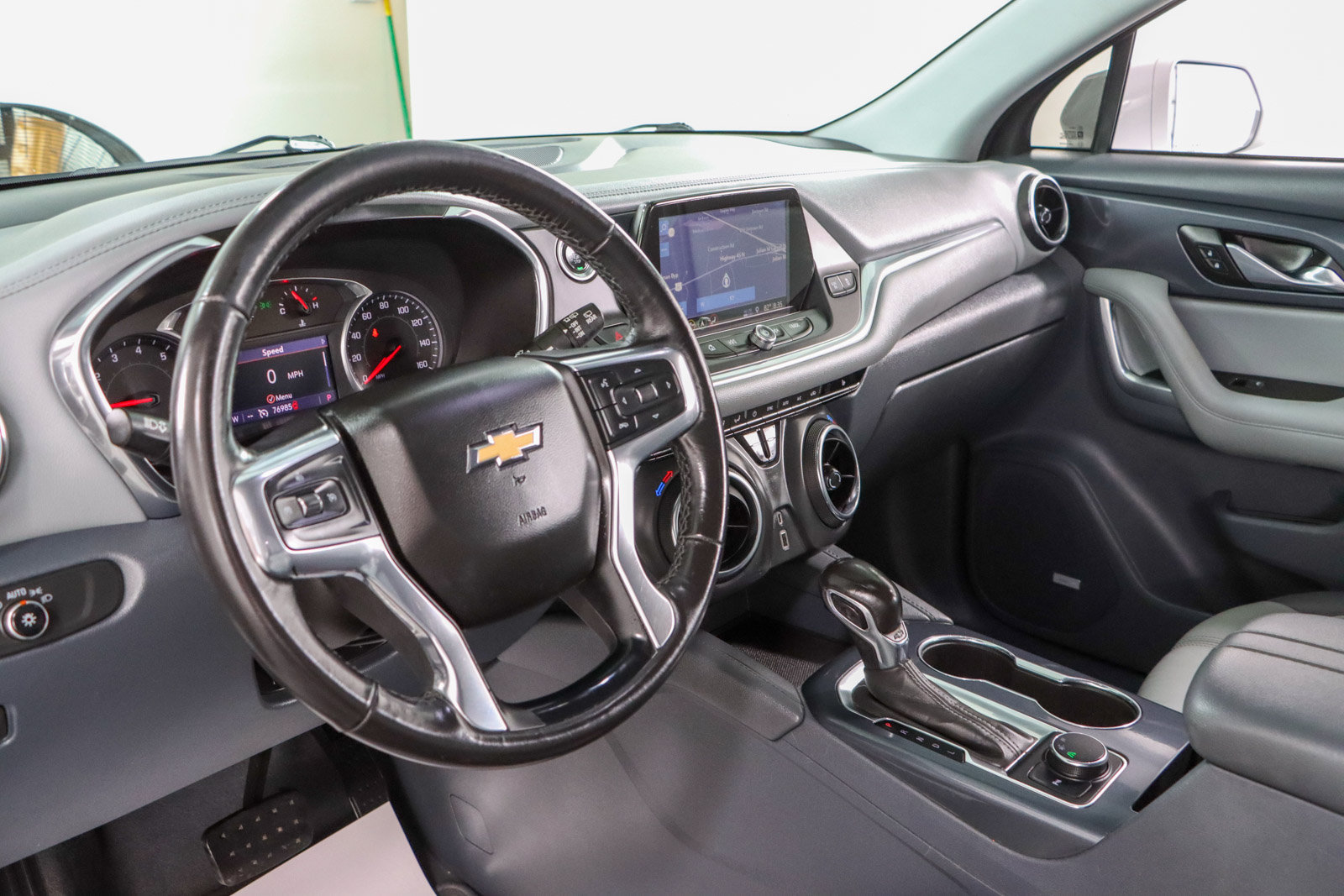 Used 2019 Chevrolet Blazer LT w/ Sound & Technology Package FWD image 24