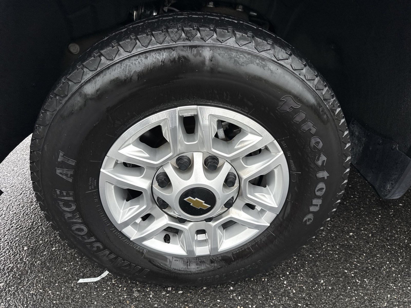 Used 2025 Chevrolet Silverado 2500 LT w/ Safety Package AWD/4WD image 12