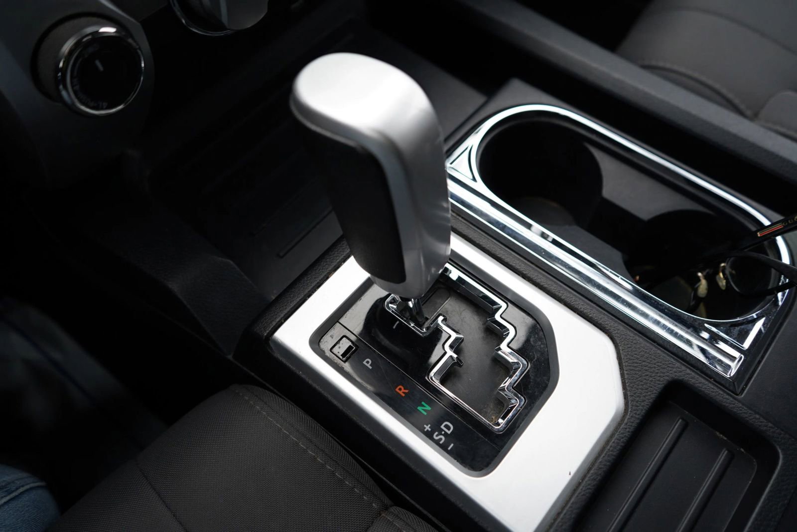 Used 2017 Toyota Tundra SR5 image 12