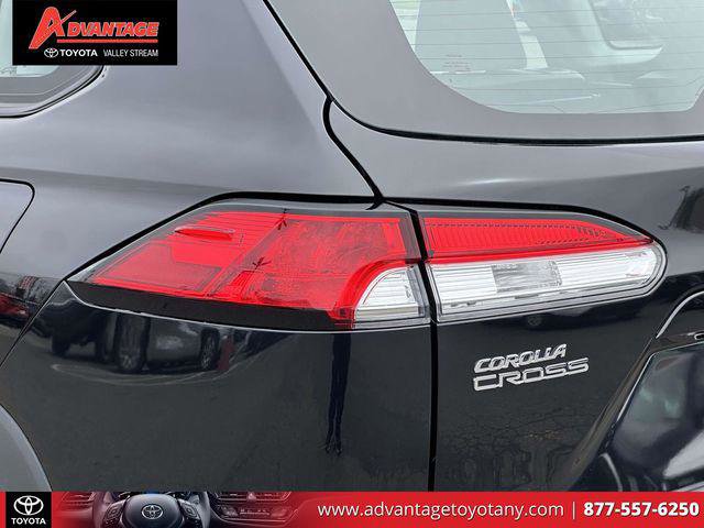 Certified 2024 Toyota Corolla Cross L image 14