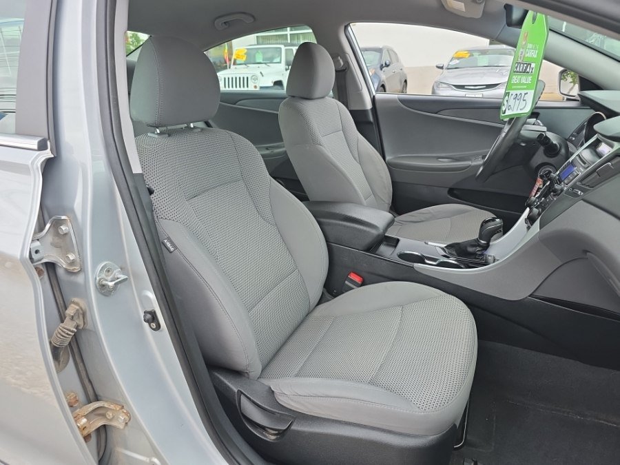 Used 2011 Hyundai Sonata GLS FWD image 8