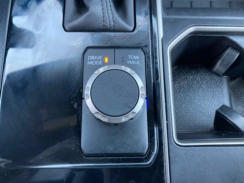 Used 2025 Toyota Tundra SR5 RWD image 28