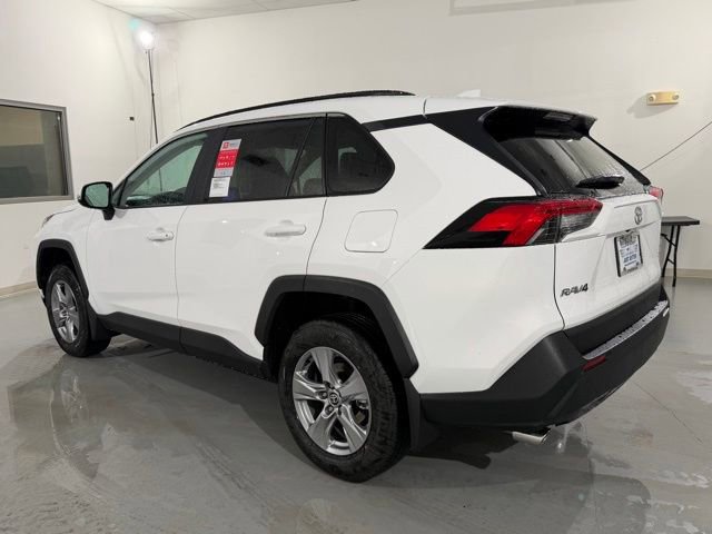 New 2025 Toyota RAV4 XLE image 6