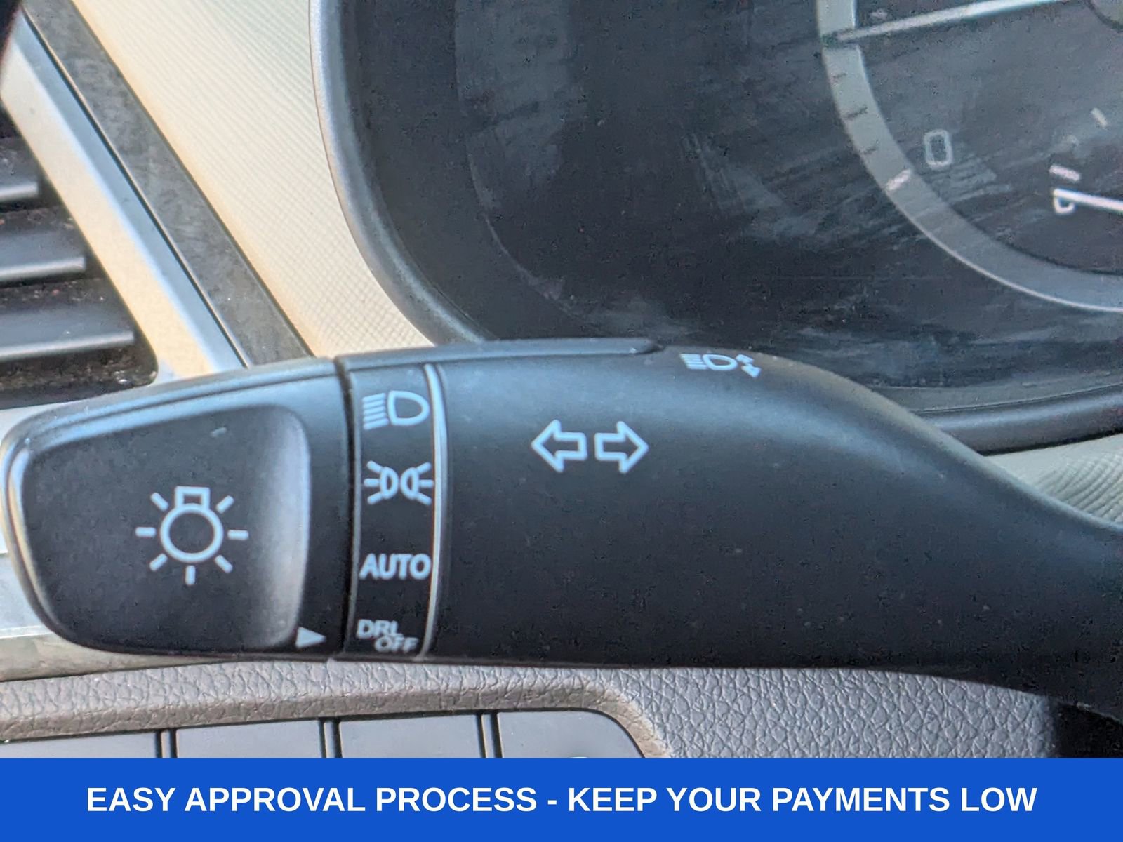 Used 2017 Hyundai Santa Fe Sport w/ Cargo Package FWD image 35