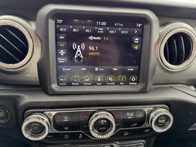 Used 2020 Jeep Wrangler Unlimited Sahara w/ Uconnect 4C Nav & Sound Group image 11