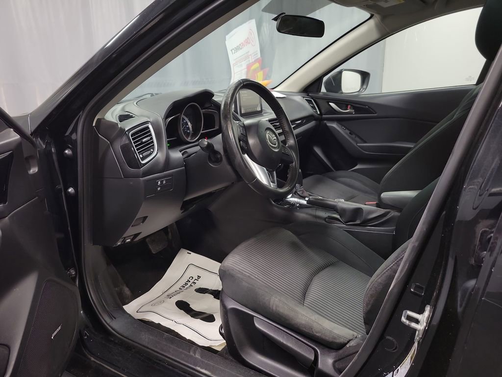 Used 2014 MAZDA MAZDA3 i Touring w/ Technology Package image 13