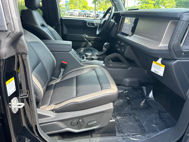 New 2026 Ford Bronco Outer Banks w/ Sasquatch Package AWD/4WD image 15