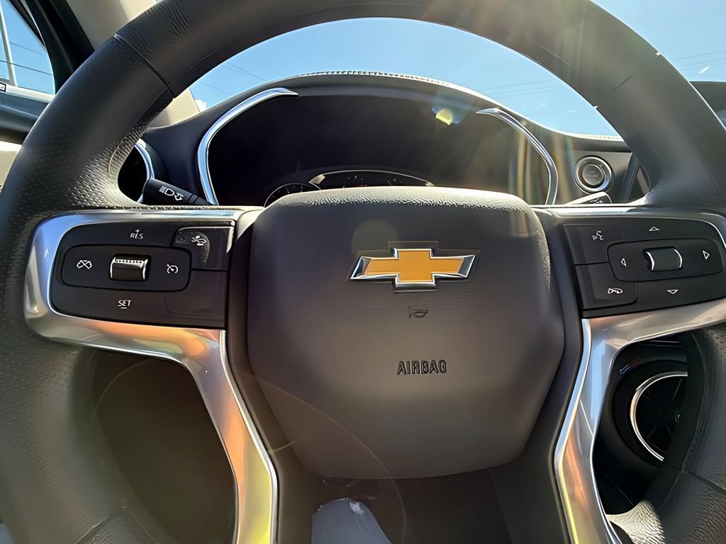 Used 2025 Chevrolet Blazer LT AWD/4WD image 11