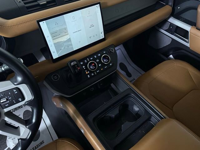 Used 2023 Land Rover Defender 130 First Edition AWD/4WD image 39