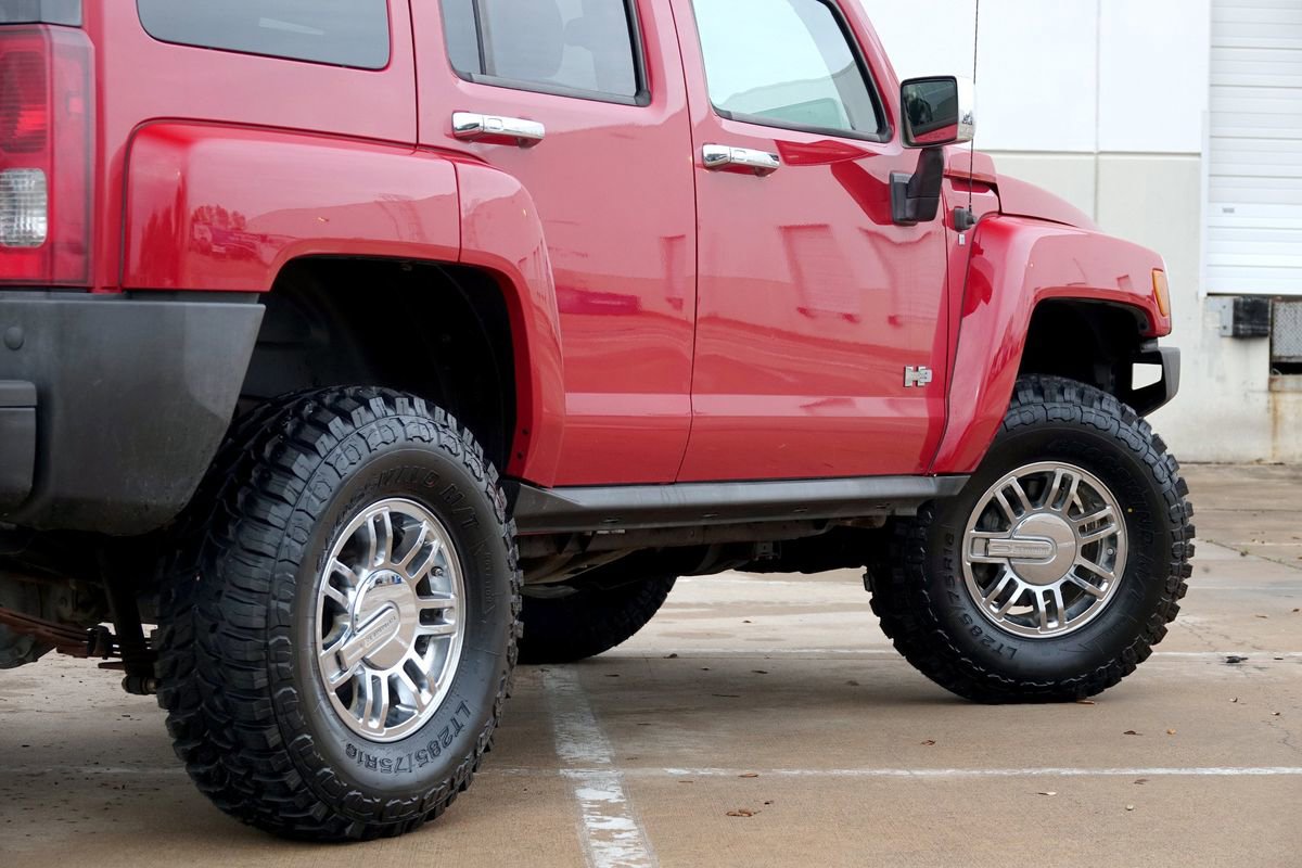 Used 2008 HUMMER H3 Alpha image 33