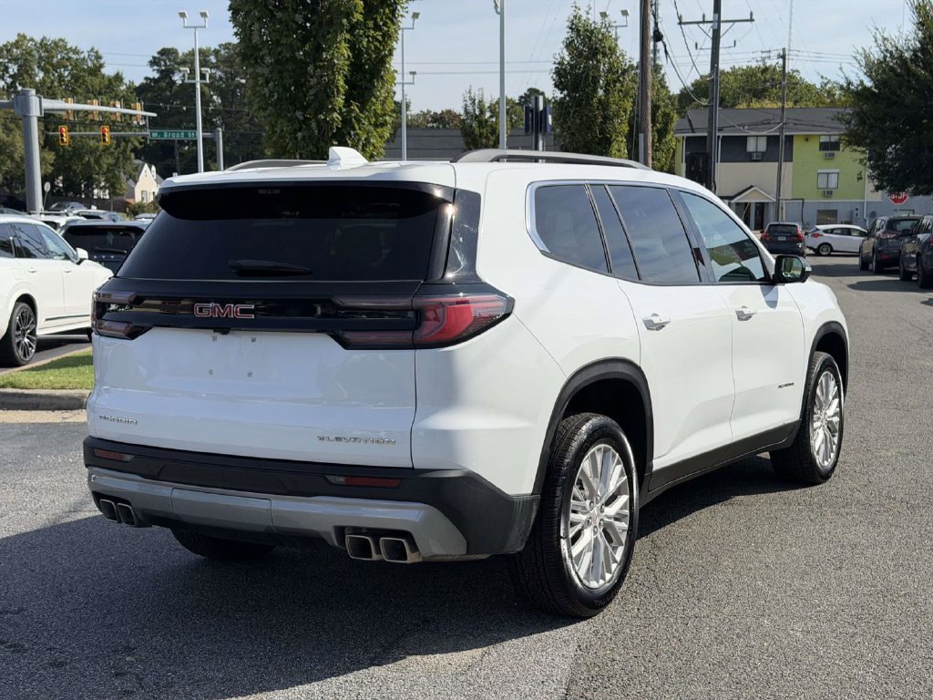 Used 2026 GMC Acadia Elevation w/ Elevation Premium Package FWD image 20