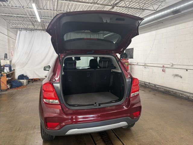 Used 2017 Chevrolet Trax LT w/ LT Convenience Package image 7