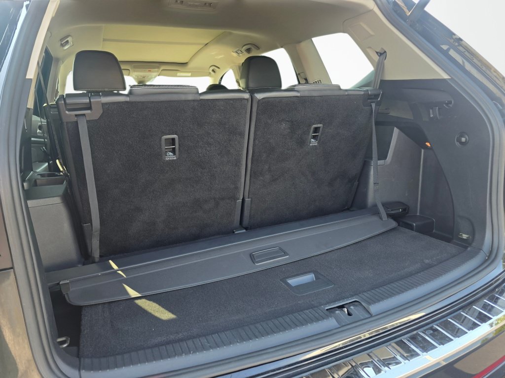 Used 2022 Volkswagen Atlas SEL Premium AWD/4WD image 22