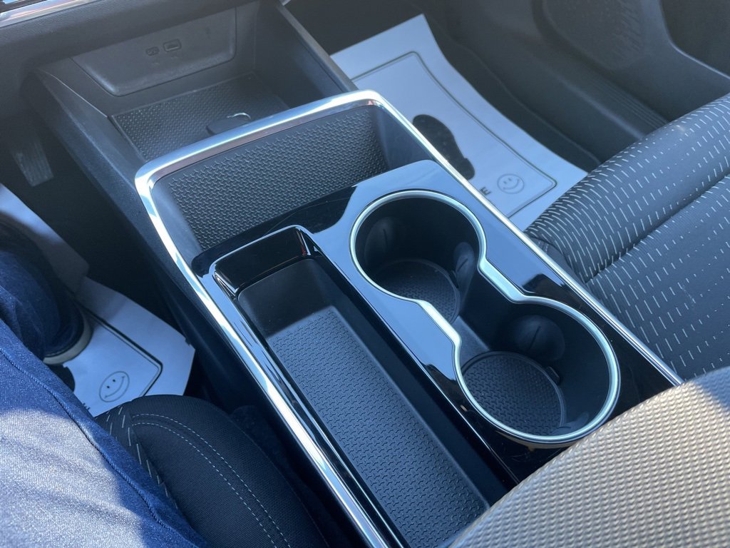 Used 2025 Chevrolet Equinox LT image 9