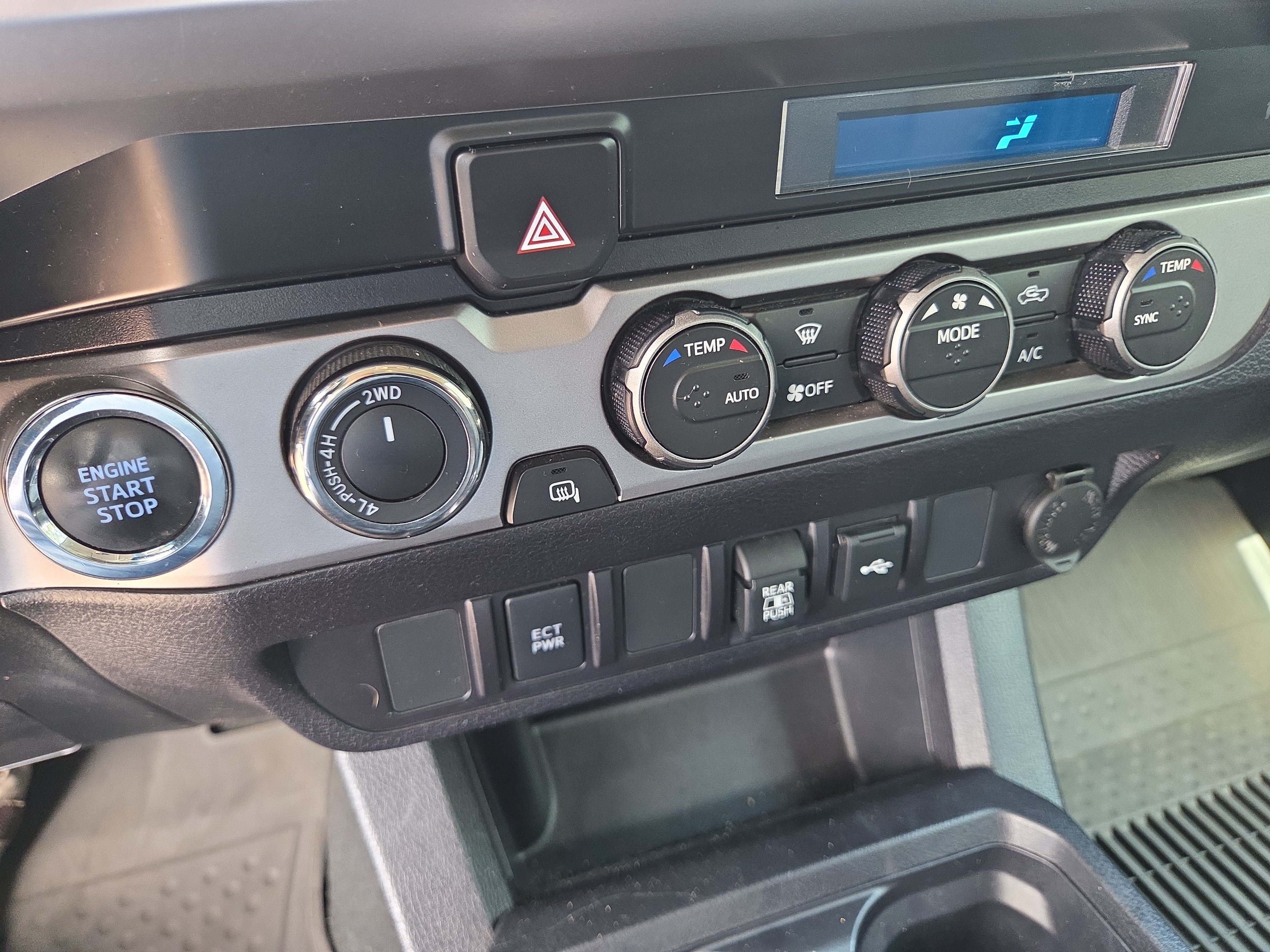 Certified 2023 Toyota Tacoma SR5 AWD/4WD image 23