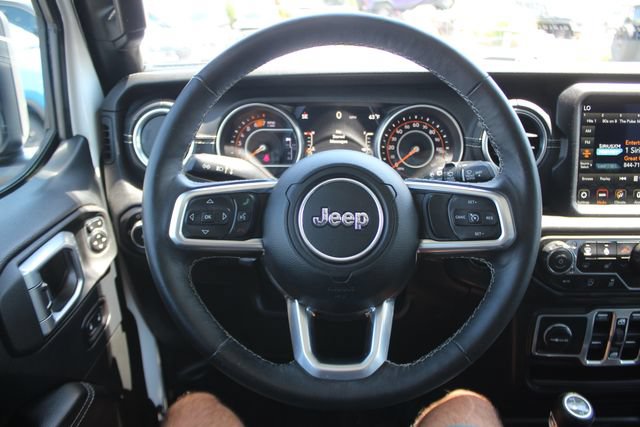 Used 2018 Jeep Wrangler Unlimited Sahara w/ Dual Top Group AWD/4WD image 25