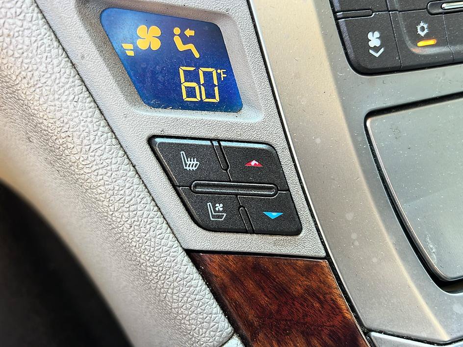 Used 2010 Cadillac CTS Premium AWD/4WD image 35