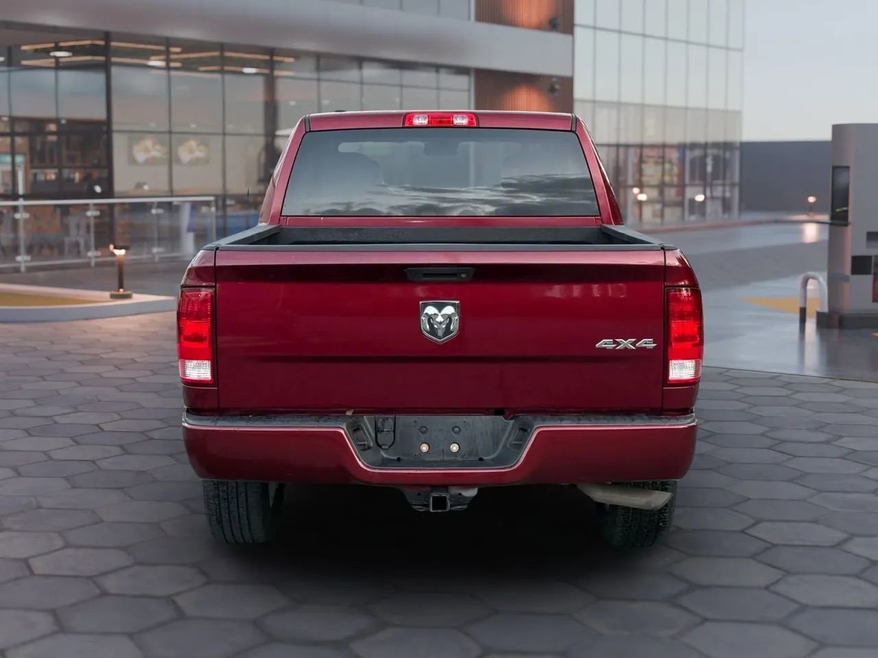 Used 2017 RAM 1500 Express AWD/4WD image 10