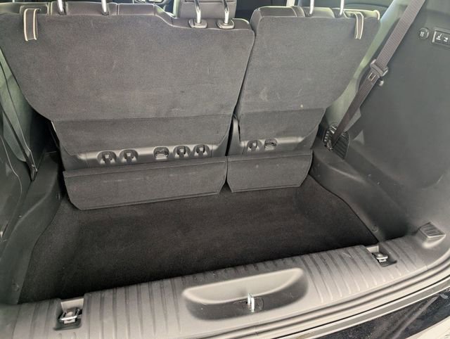 Certified 2024 Chrysler Pacifica Limited w/ Uconnect Theater Family Group image 31