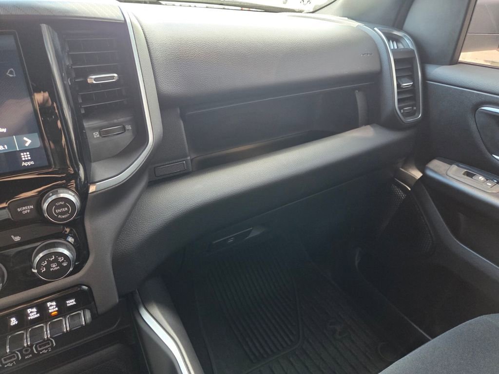 Used 2025 RAM 1500 Big Horn RWD image 28