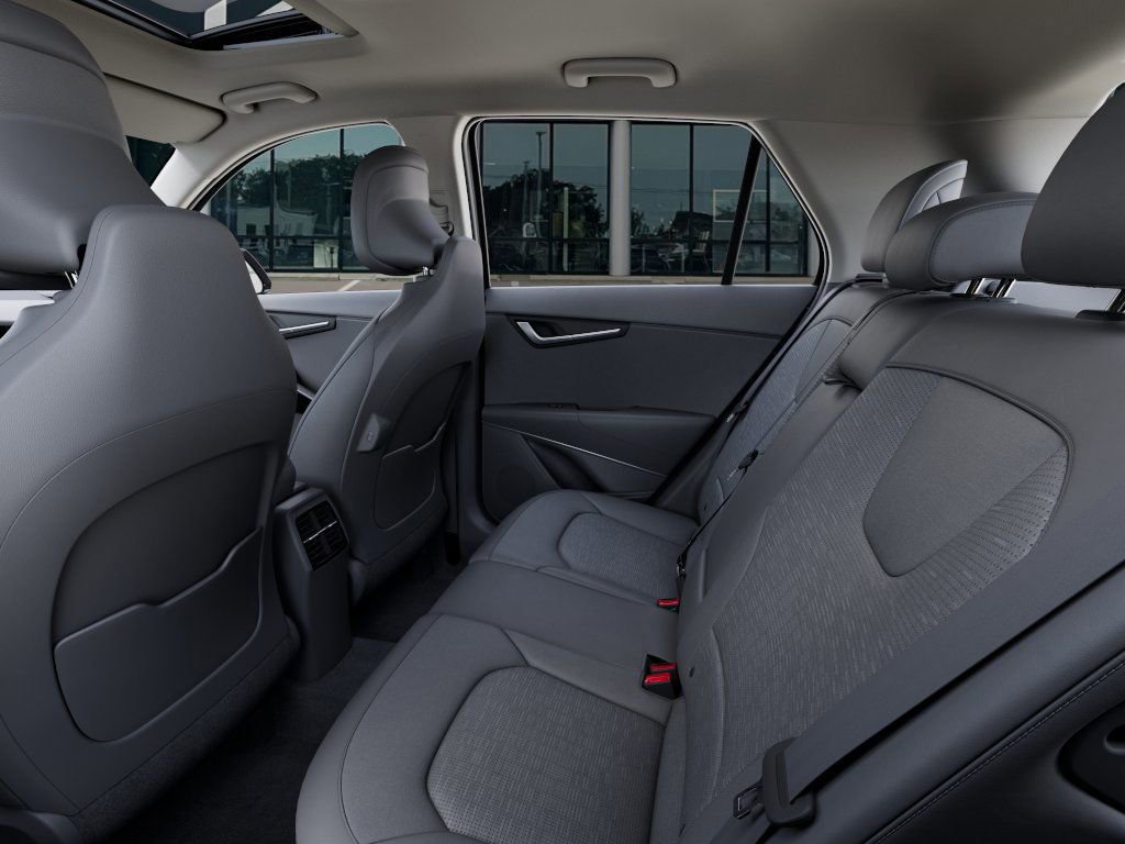 New 2026 Kia Niro SX image 19