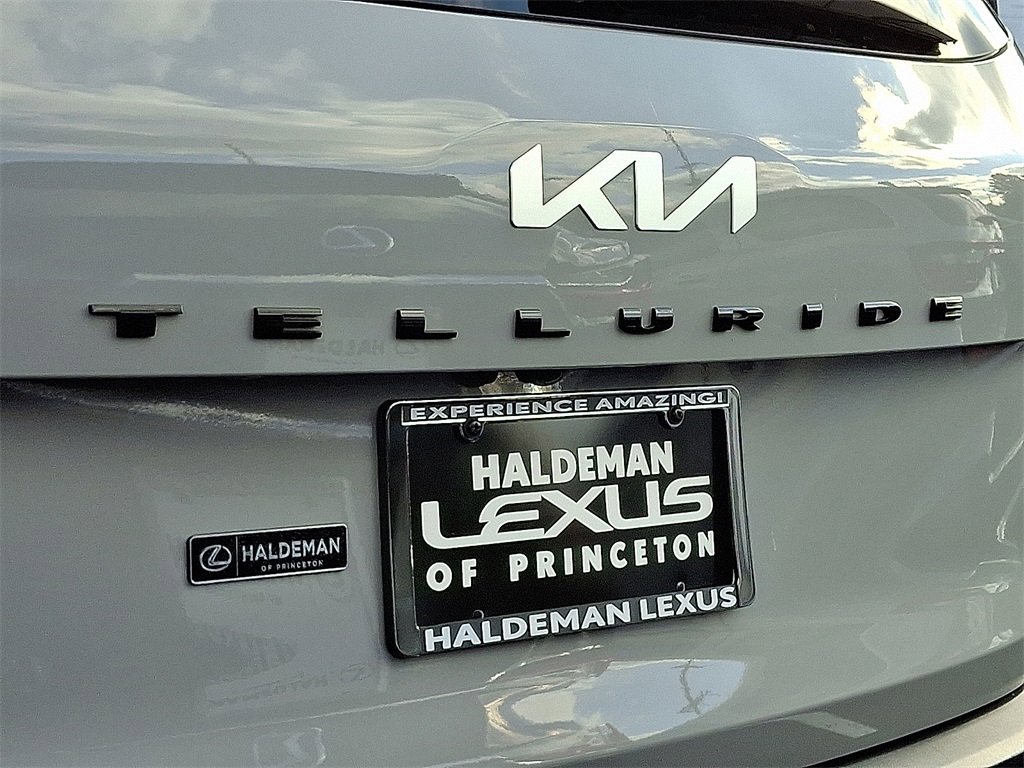 Used 2022 Kia Telluride SX w/ SX Prestige Package image 33