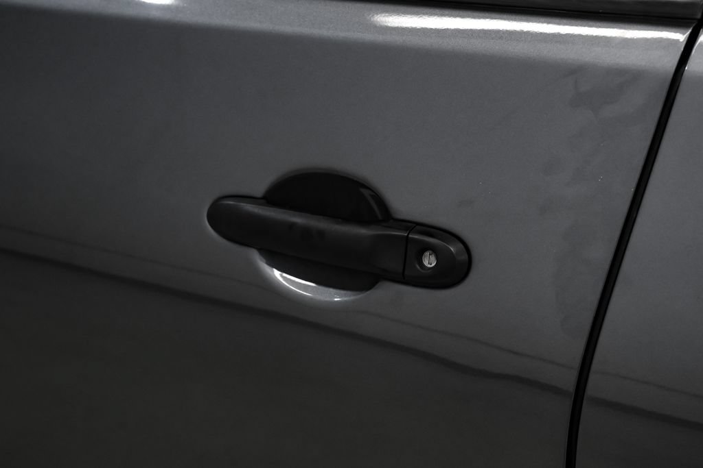 Used 2019 Nissan Versa S Plus FWD image 38