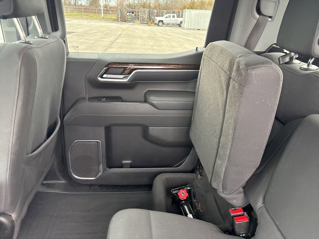 Used 2023 GMC Sierra 1500 Elevation image 24
