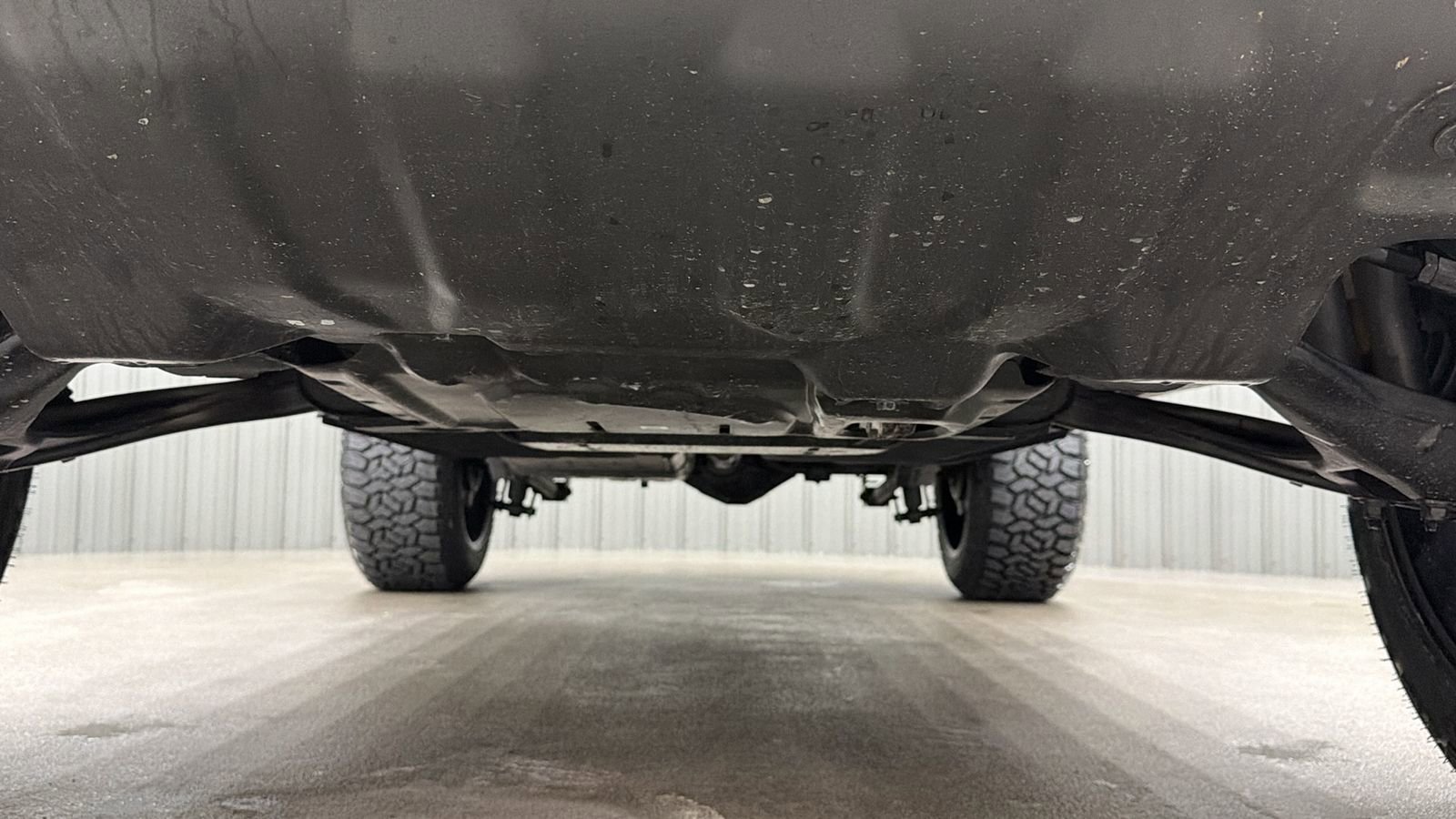 Used 2025 Ford Bronco Badlands image 15