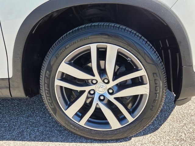 Used 2017 Honda Pilot Elite image 10