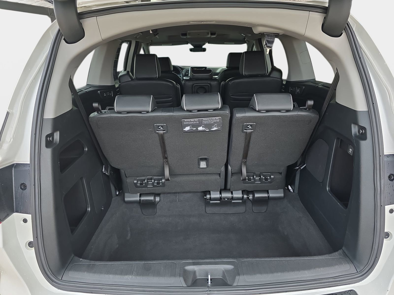 Certified 2024 Honda Odyssey Elite image 14