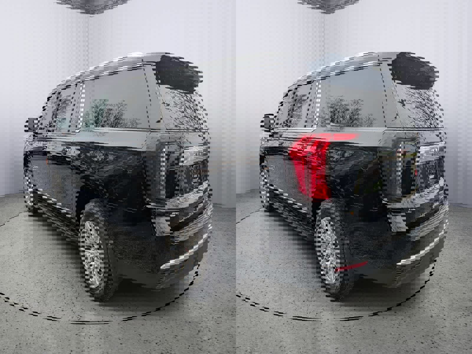 Certified 2023 GMC Yukon XL Denali image 4