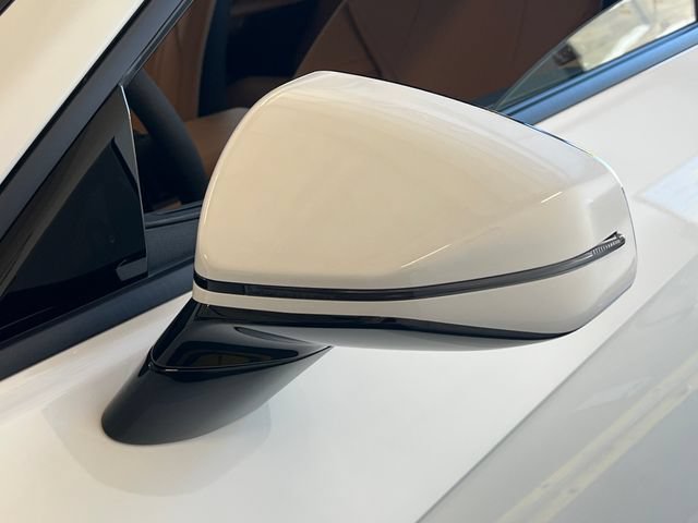 New 2026 Lexus ES 350e FWD image 16