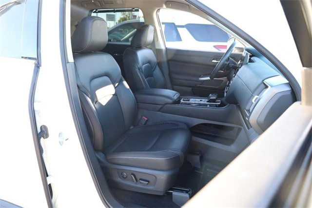 Certified 2024 Nissan Pathfinder SL image 29